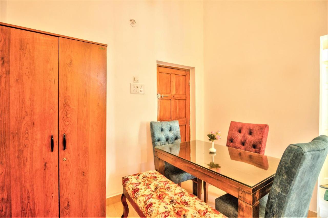 Santa Monica Resort - Calangute Extérieur photo