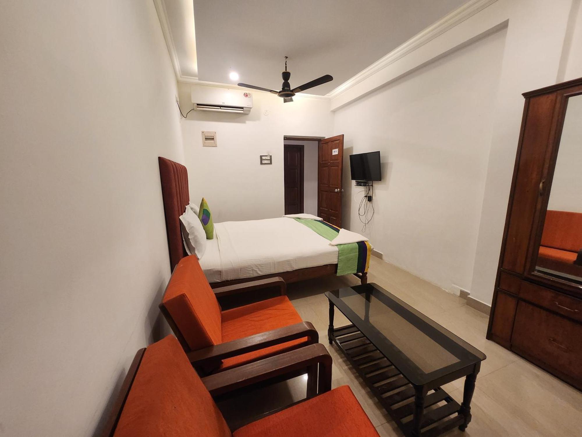 Santa Monica Resort - Calangute Extérieur photo